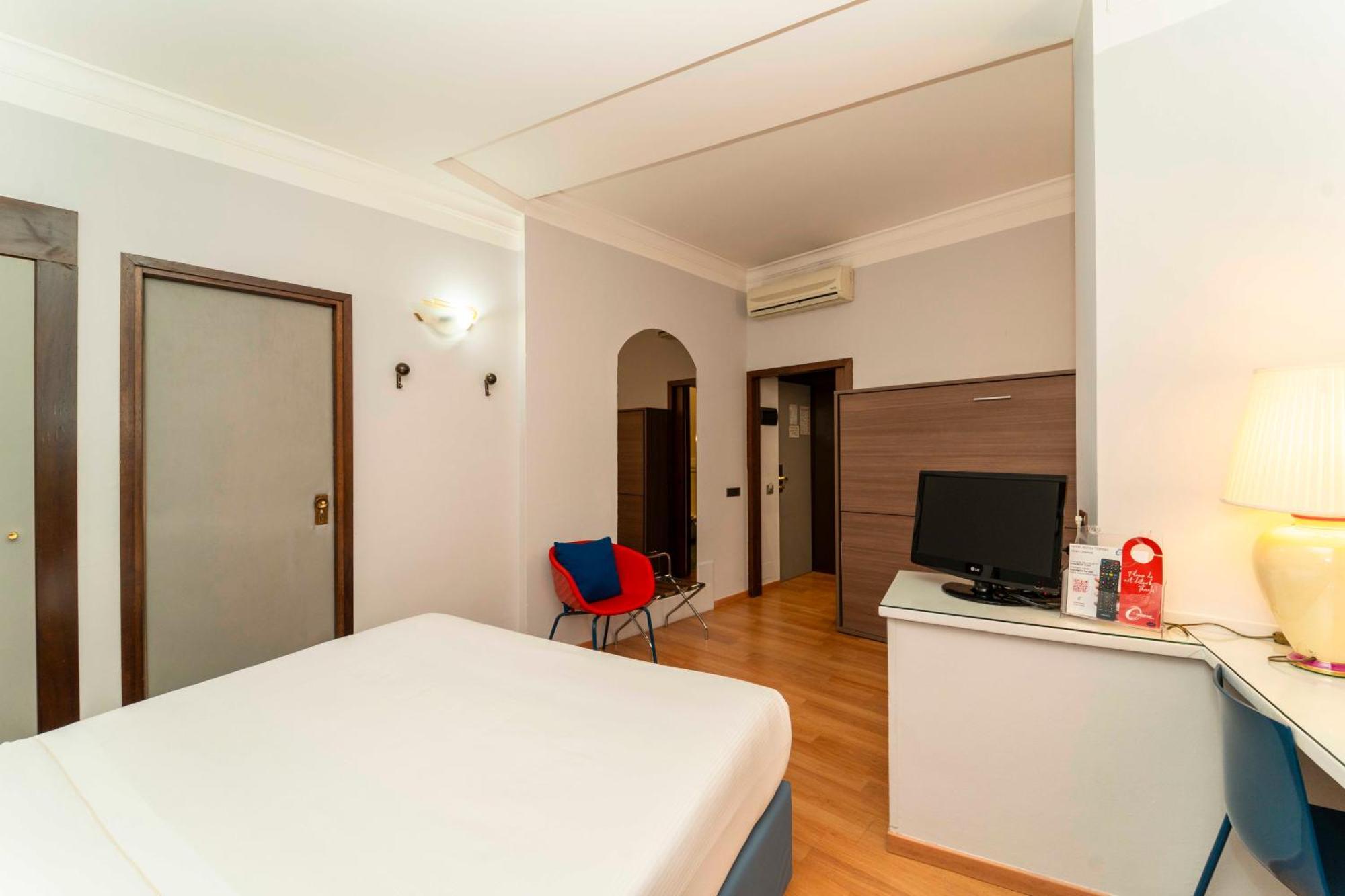 Royal Centro Congressi 4* Turin