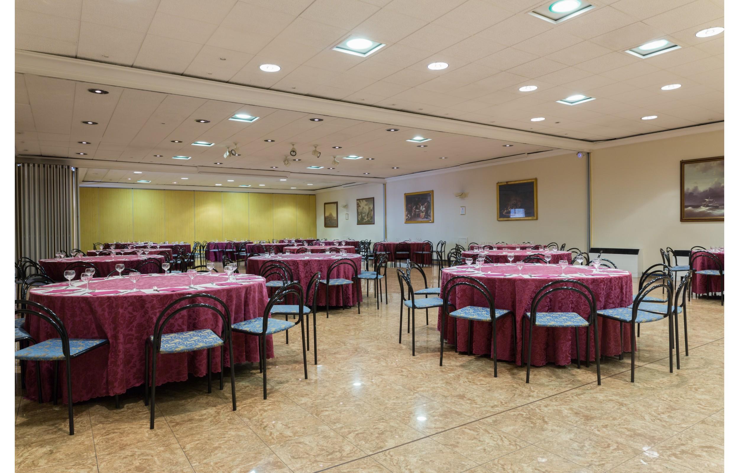 Hotel Royal Centro Congressi 4*