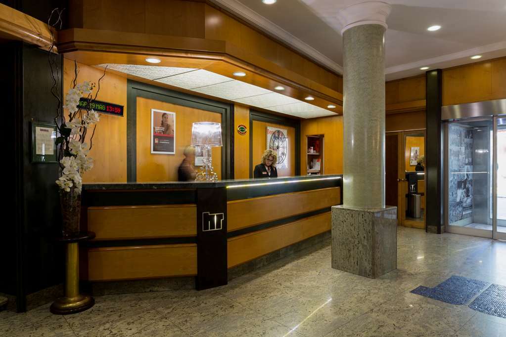 Royal Centro Congressi 4* Turín